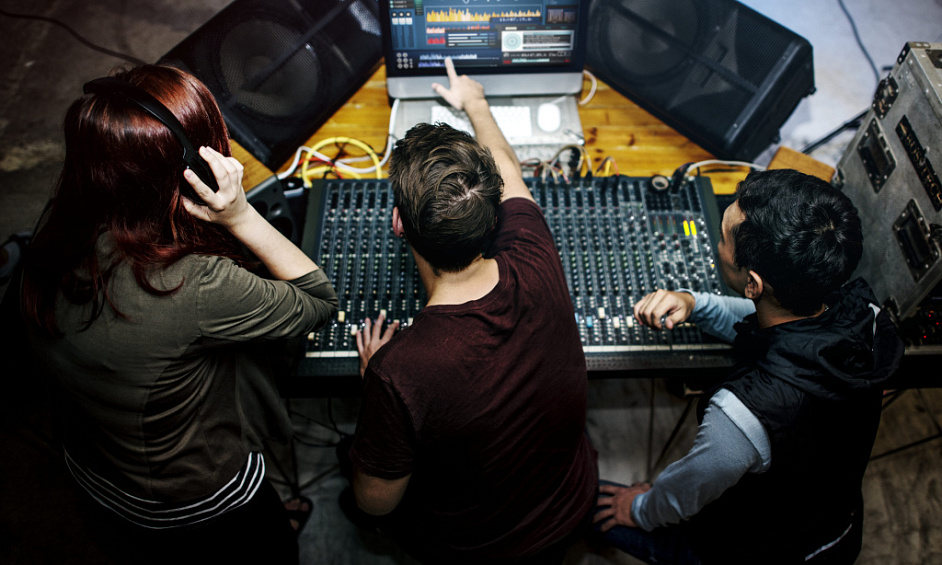 Participation Au Capital D'Une Société De Production Musicale 360° De Nouvelle Génération À Vendre 1