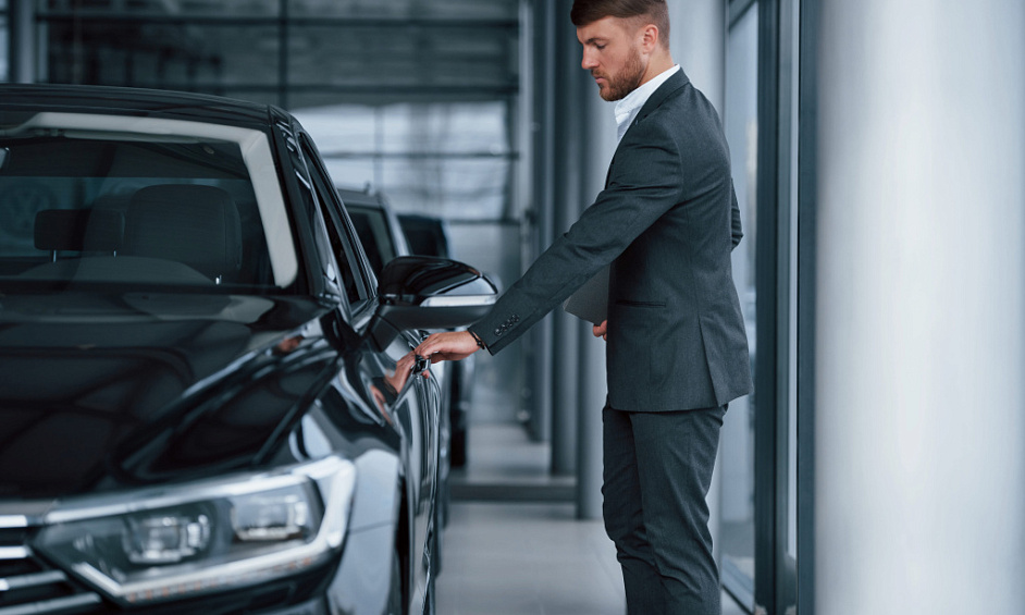 Service De Chauffeur Et De Limousine Haut De Gamme À Vendre 1 Service De Chauffeur Et De Limousine Haut De Gamme À Vendre 1