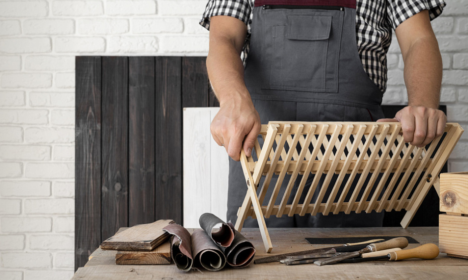 ENTREPRISE RENTABLE DE MENUISERIE ET DE CHARPENTERIE À VENDRE 1