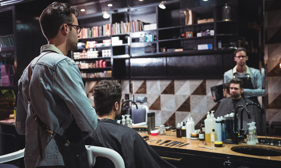 Salon Rentable Premium Pour Hommes À Al Karama Dubaï À Vendre 1
