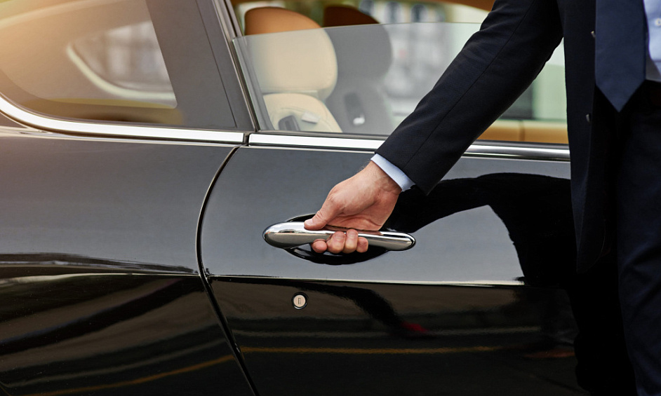 Limousine Company In Dubai For Sale 1 Limousine Company In Dubai For Sale 1