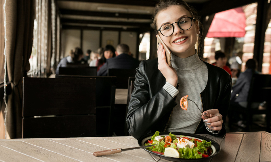 Un restaurant en activité disponible pour une vente Urgente 1
